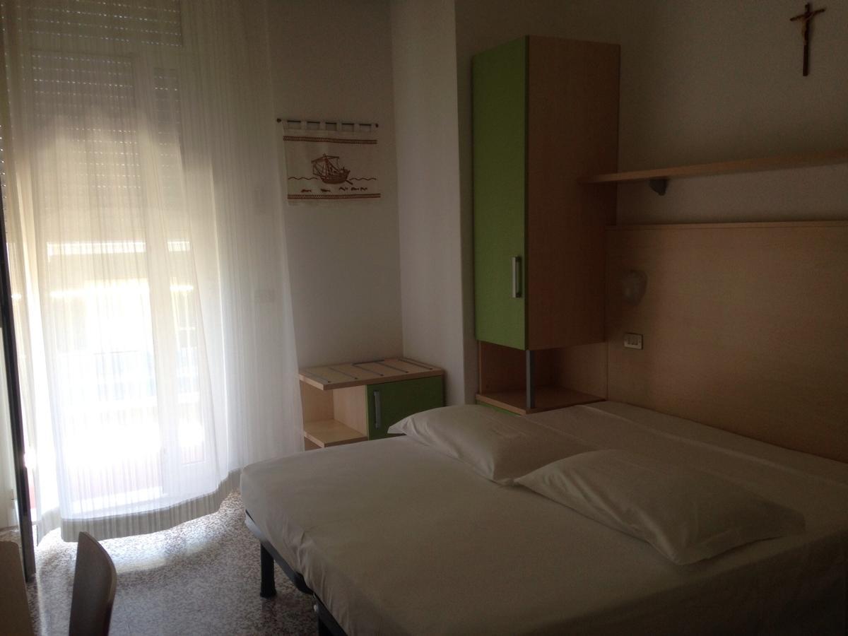 Hotel Lazzarini بيلاريا-إيجيا مارينا المظهر الخارجي الصورة